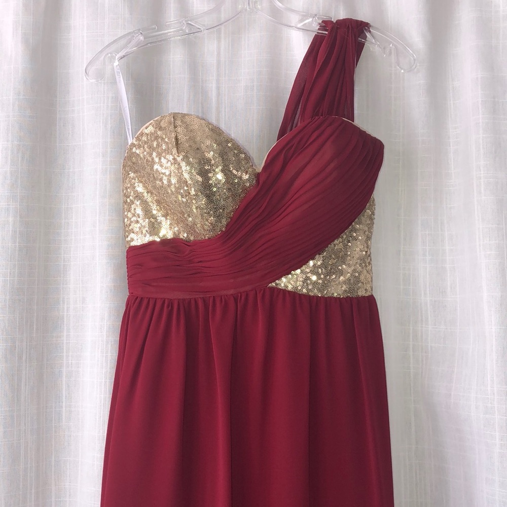 Gorgeous Bridesmaid/Prom Dress